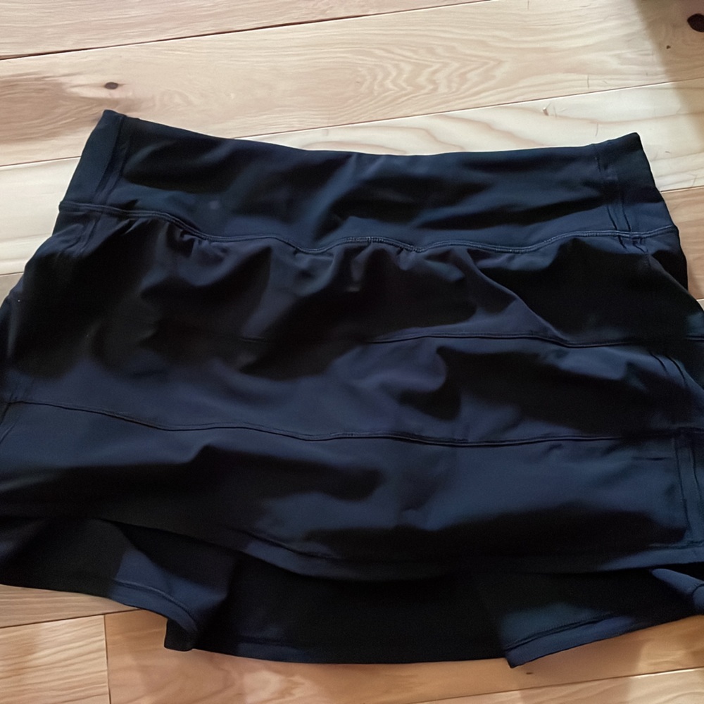 LULULEMON SKIRT